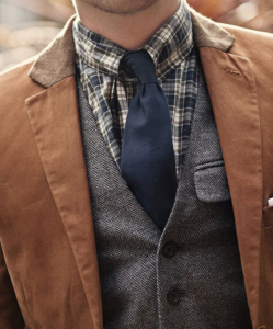 Navy colored men’s fall clothing